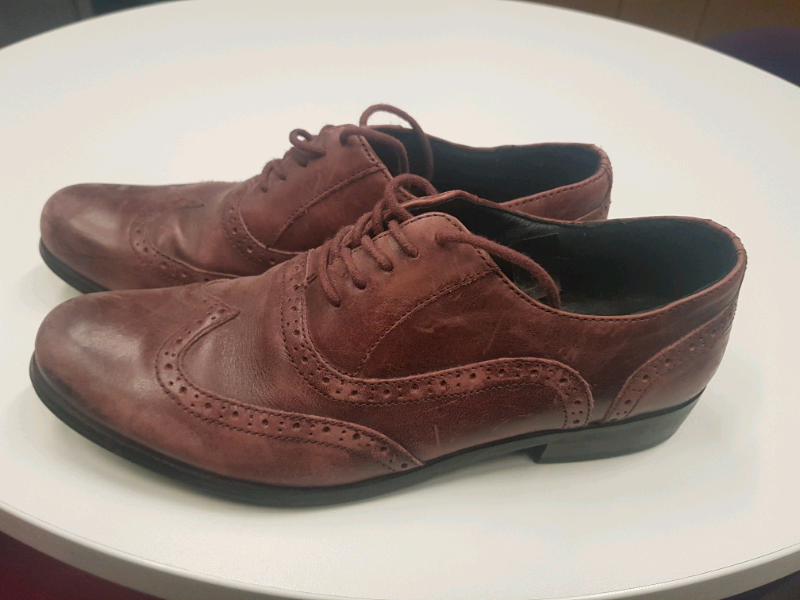 clarks green brogues